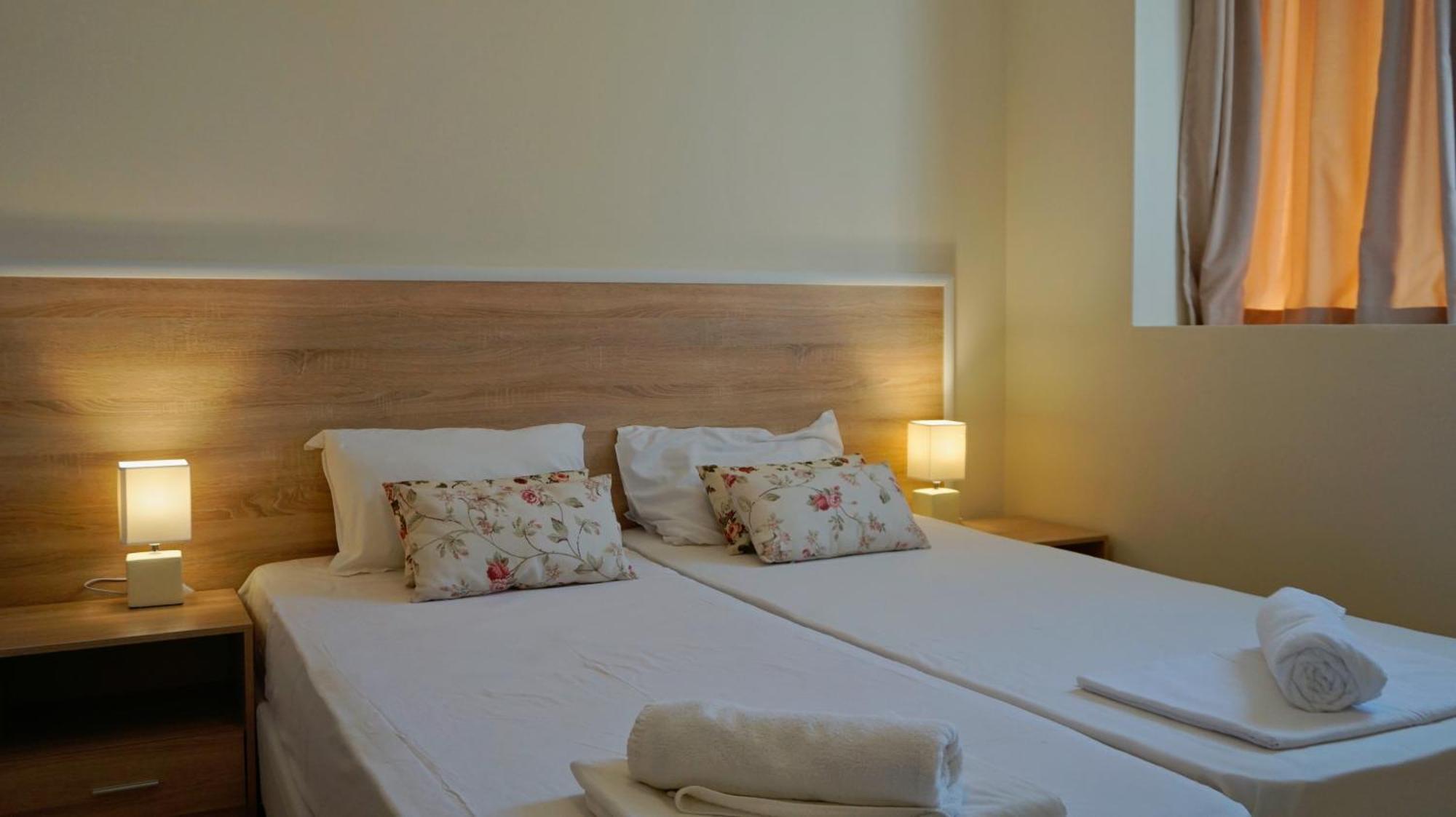 Ваканционни Апартаменти Калиакрия - Holiday Apartments Kaliakria توبولا الغرفة الصورة