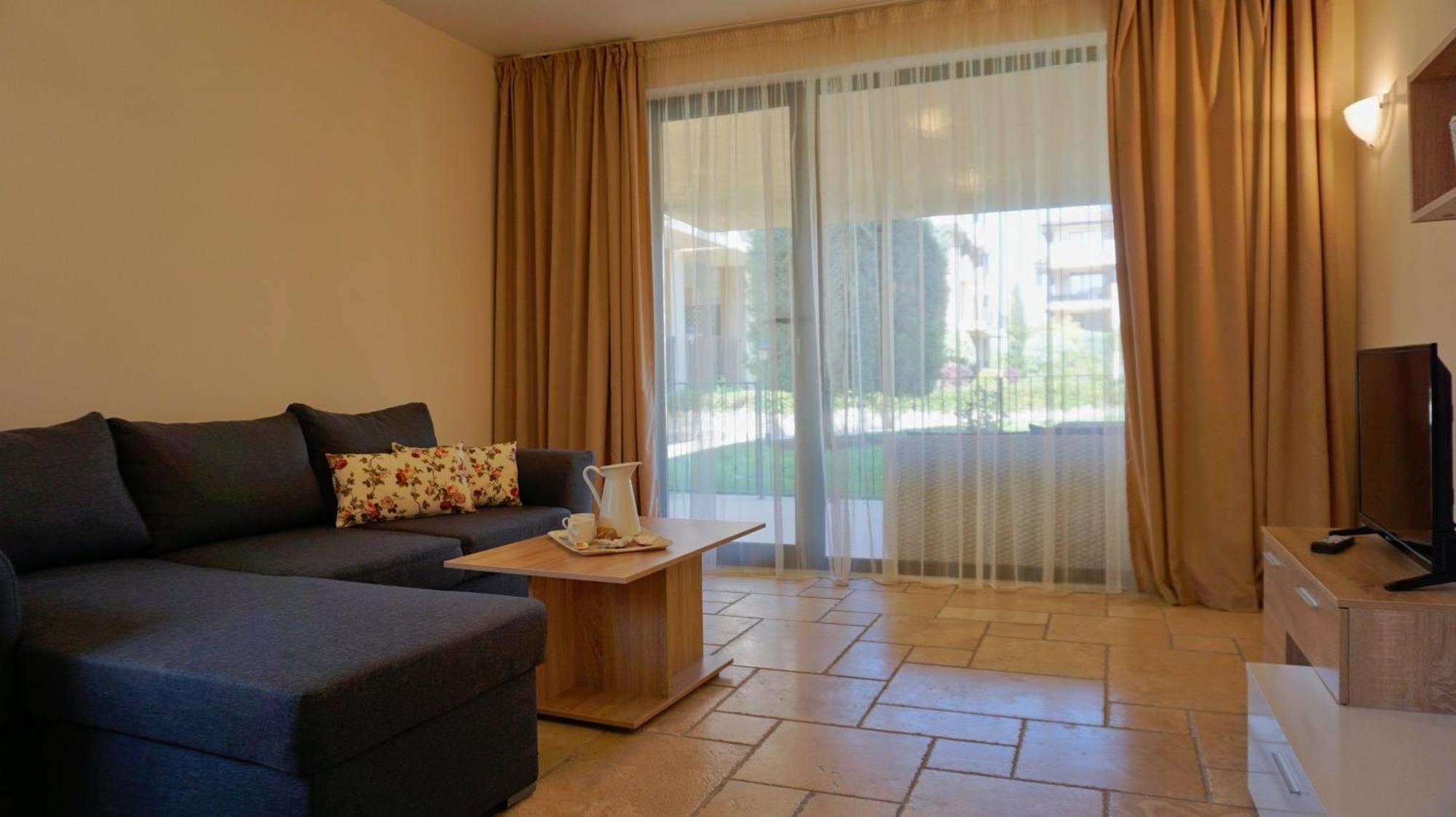 Ваканционни Апартаменти Калиакрия - Holiday Apartments Kaliakria توبولا الغرفة الصورة